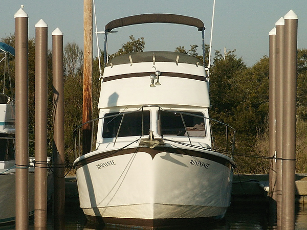 Fiberglass Composite Dock and Pier Pilings | Pearson Pilings